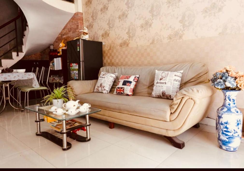 Lucky Homestay Sai Gon Airport & Gan Benh Vien 175 Ho Chi Minh-stad Buitenkant foto